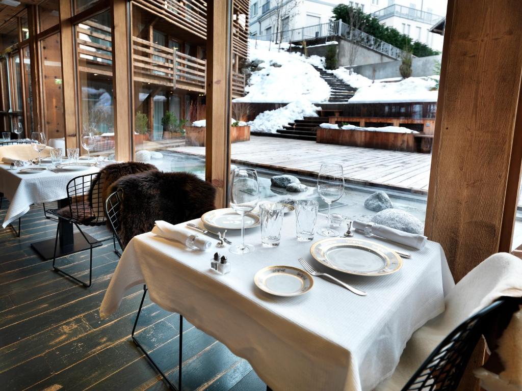 m-de-megeve-wellness-hotels-france-5 M de Megève Wellness Hotel France Dinning 2