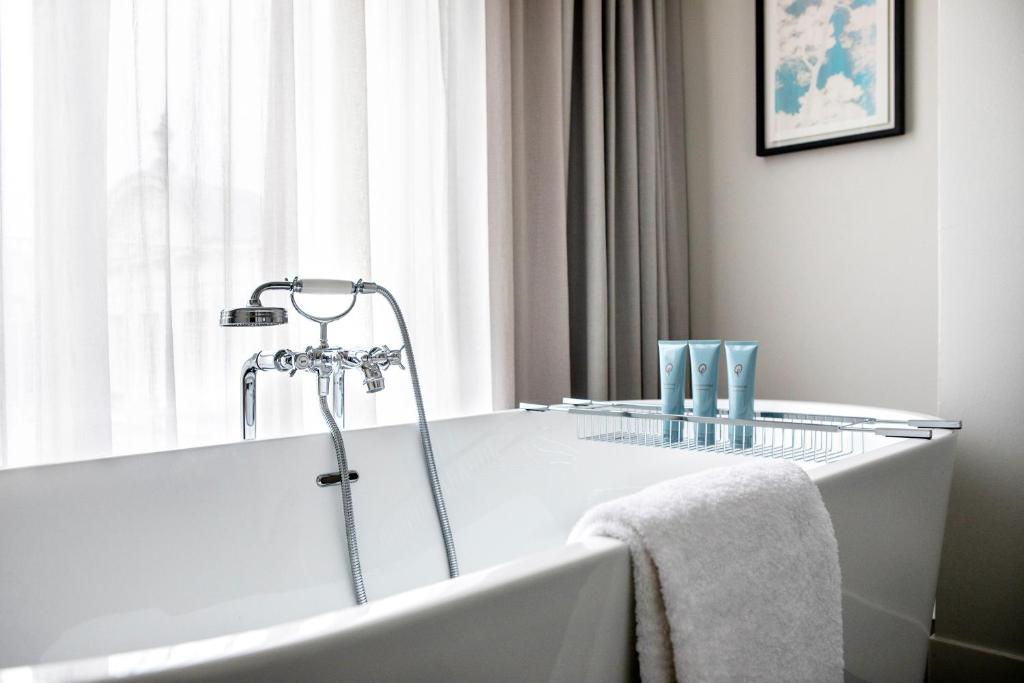pillows-grand-boutique-hotel-reylof-ghent-wellness-hotels-belgium-8 Pillows Grand Boutique Hotel Reylof Ghent Wellness Bath
